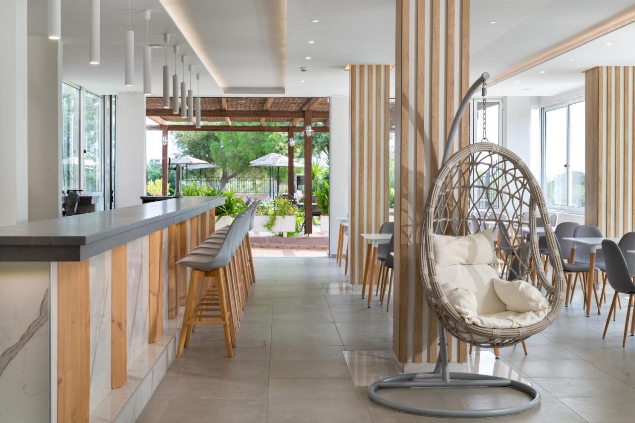 Rose Hotel פליראקי מראה חיצוני תמונה